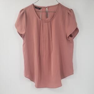 DOKOTOO Pink Short Sleeve Top Womens Size Medium *NWT